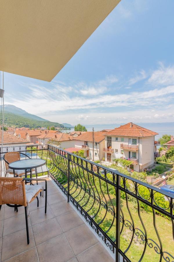 Et Larum Peštani Exterior foto